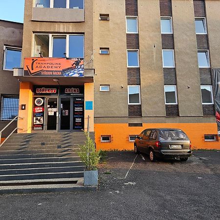 Ubytovani Strekov Arena Ústí nad Labem エクステリア 写真